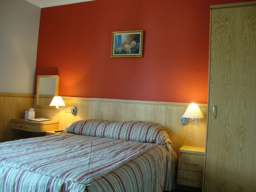 Clifford House B & B Rosslare Harbour Room photo